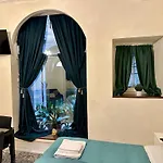 Raphael Temporary In Апартаменты *