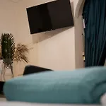 Raphael Temporary In Апартаменты *